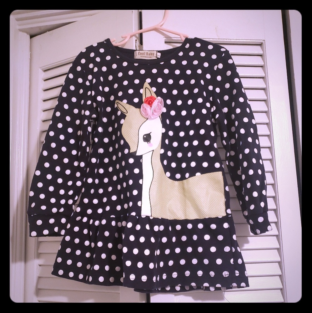 Girls ruffle top
